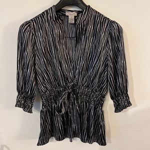 Vertigo Paris Striation  Plunge Neckline Blouse Elastic Waist & Sleeves Med